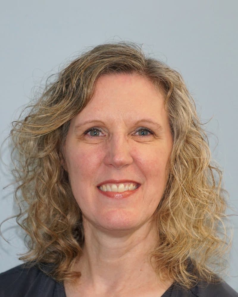 Dr. Lisa Warren, Feline Friendly Practitioner
